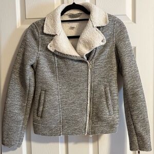 Old Navy Women's XS Gray Teddy Jacket